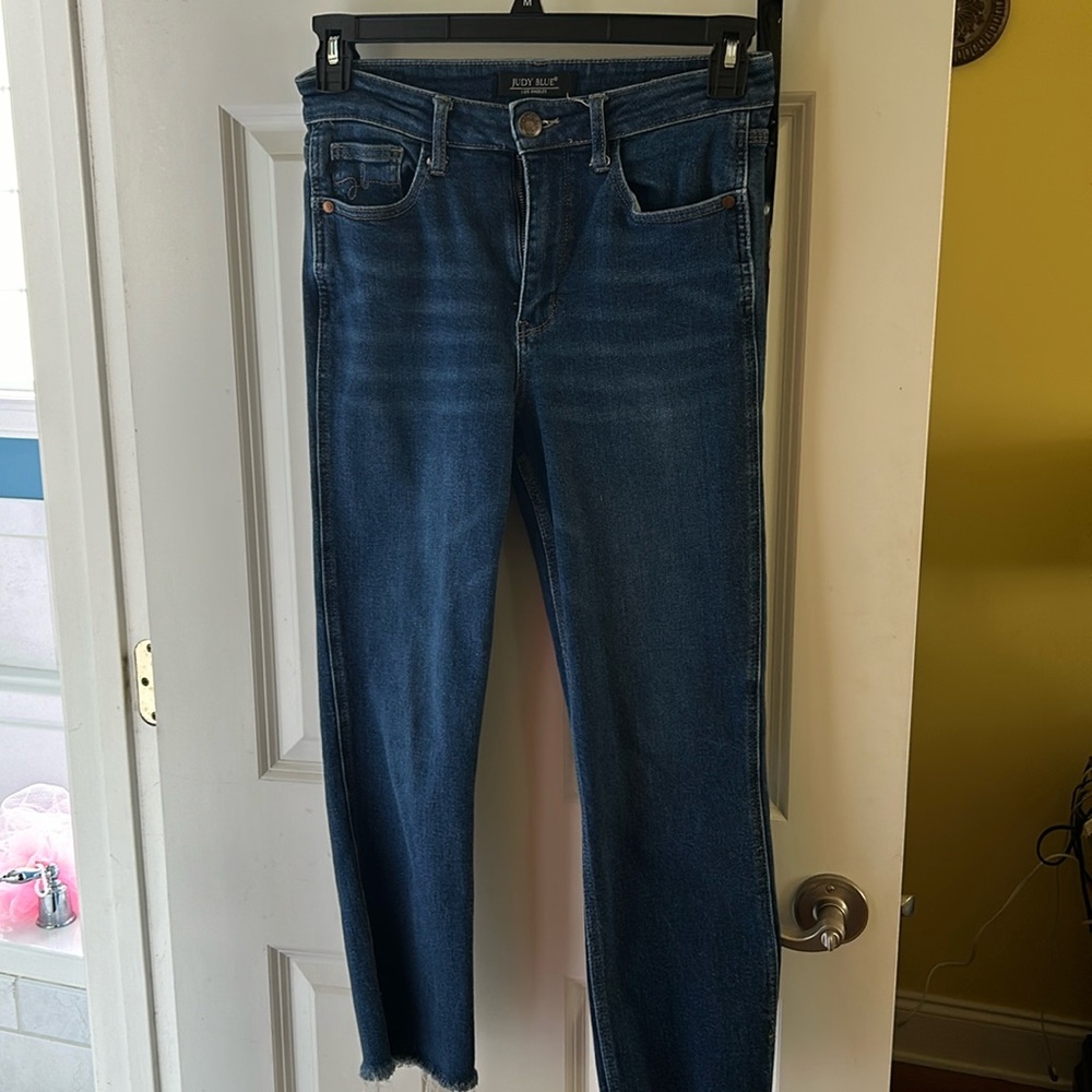 Judy Blue size 5 high rise cropped straight.